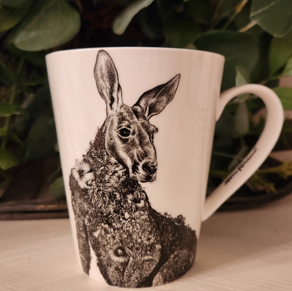Maxwell & Williams Other - Maxwell & Williams Kangaroo Mug
